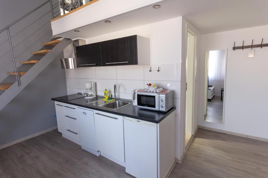 tl8h85ym5monew4de3h3